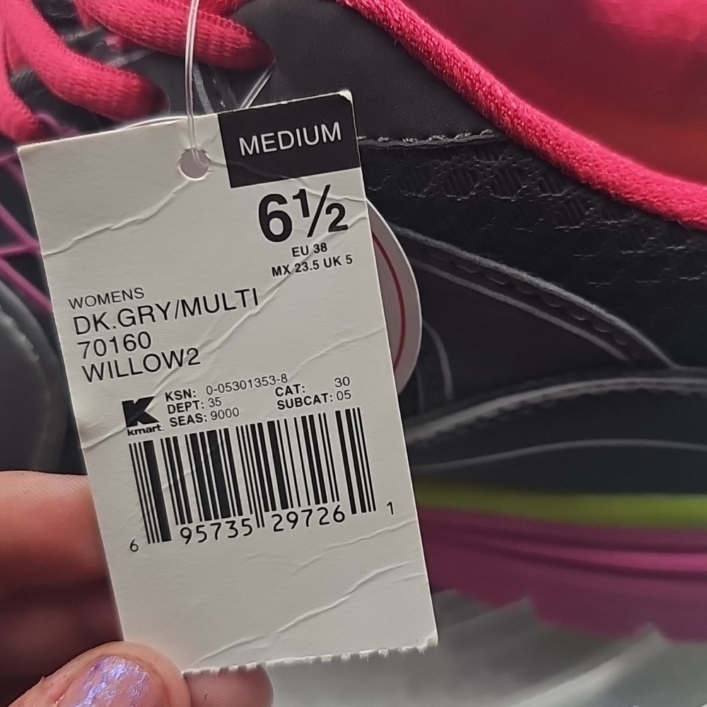 A   Pink And Black Sneakers Sz 6.5​ - Picture 5 of 5